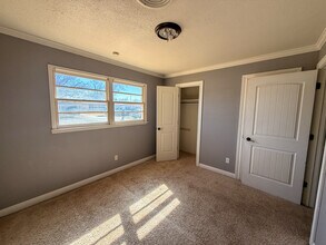 5204 40th St in Lubbock, TX - Foto de edificio - Building Photo