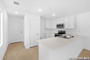 129 Pastar Fls in Seguin, TX - Building Photo - Building Photo