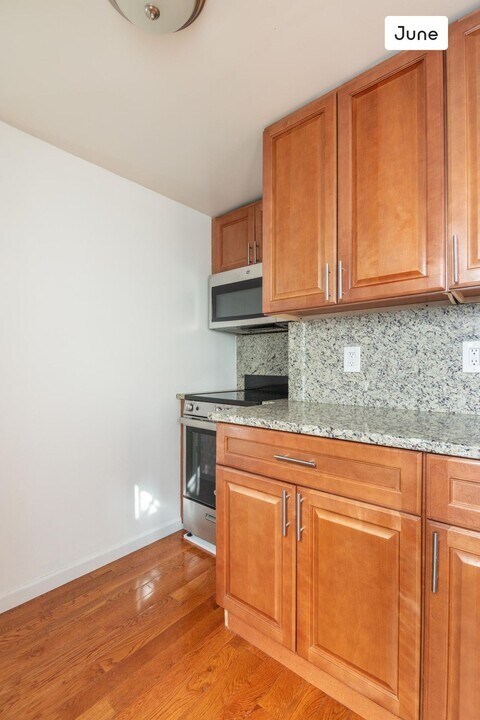173 N 7th St-Unit -3 in Brooklyn, NY - Building Photo