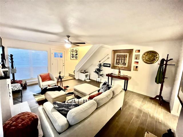 2640 Via Valencia in Carrollton, TX - Building Photo - Building Photo