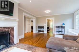 2500 W 37th Ave in Vancouver, BC - Building Photo - Building Photo