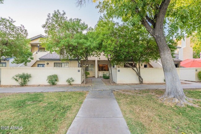 1222 W Baseline Rd in Tempe, AZ - Building Photo - Building Photo