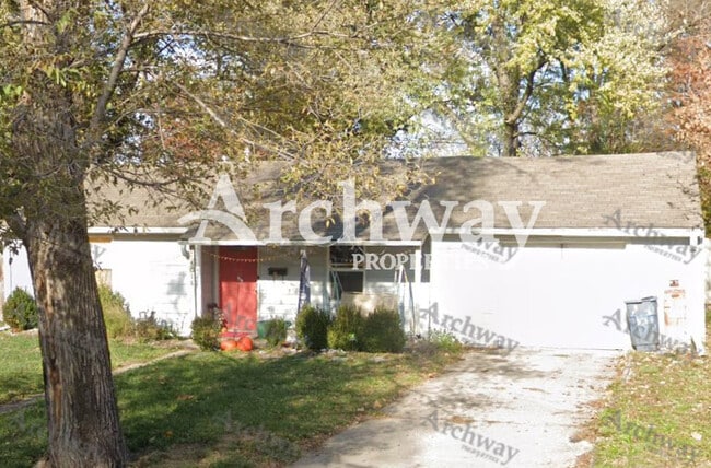 property at 5016 August Ct