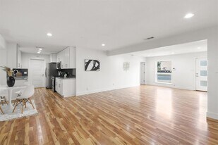 4604 Bundyhill Dr in Austin, TX - Building Photo