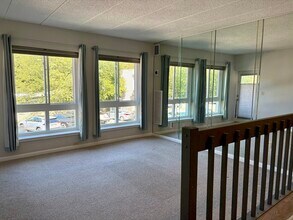 160 Burkhall St in Weymouth, MA - Building Photo - Building Photo