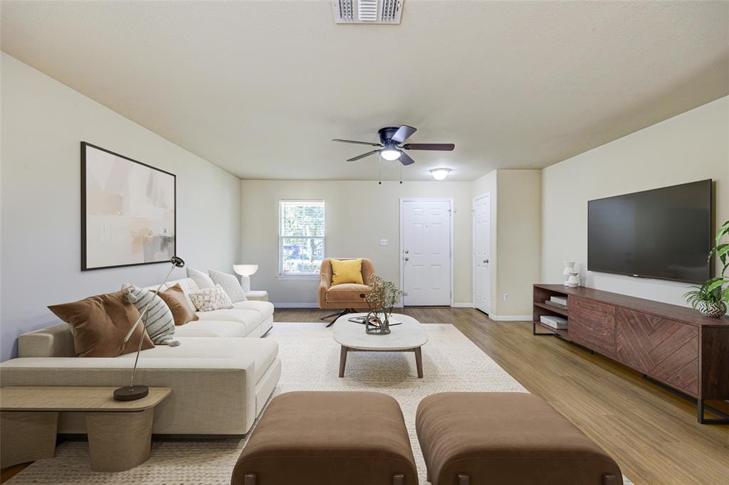 267 Voyager Cove in Kyle, TX - Building Photo