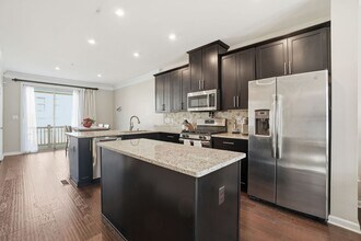 3702 Jamison St NE in Washington, DC - Foto de edificio - Building Photo