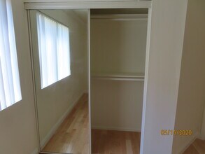 1540 Brockton Ave in Los Angeles, CA - Building Photo - Building Photo