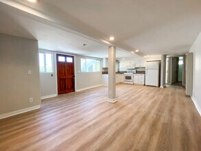 4519 Acacia Ave, Unit 4519.5 in La Mesa, CA - Building Photo - Building Photo