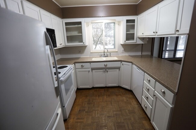 4833 Stauffer Ave SE in Kentwood, MI - Building Photo - Building Photo