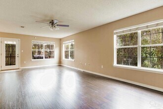 1017 Freeport Ct in Mary Esther, FL - Building Photo - Building Photo