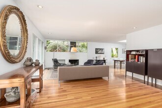 3122 Brooklawn Terrace in Chevy Chase, MD - Building Photo - Building Photo