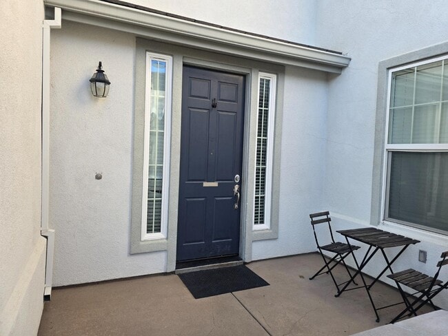 1457 Paradise Ln in Brentwood, CA - Building Photo - Building Photo