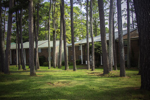 Windy Lakes Apartments