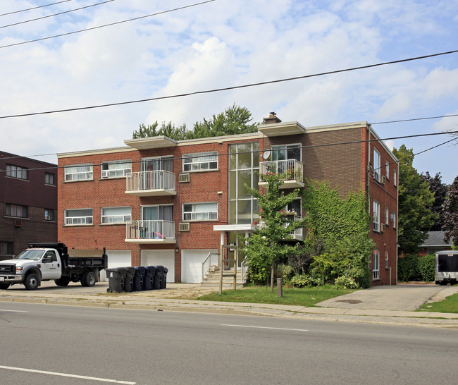 428 Lawrence Ave in Toronto, ON - Building Photo - Building Photo