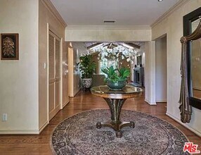 2229 S Beverly Dr in Los Angeles, CA - Building Photo - Building Photo