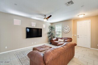 9160 W Coolbrook Ave in Peoria, AZ - Building Photo - Building Photo