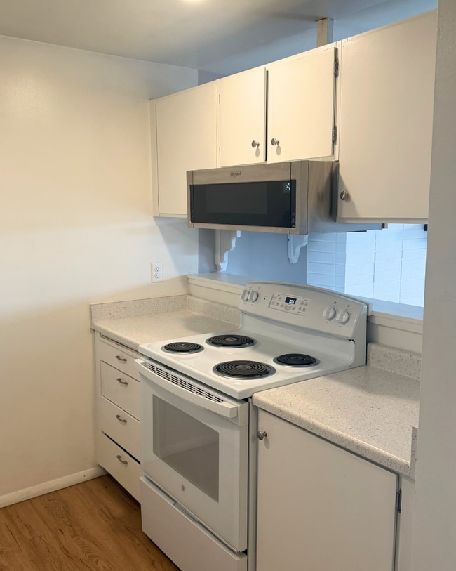 901 5th Ave N, Unit #206 in Seattle, WA - Building Photo - Building Photo