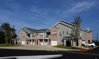 Arbor Landing on the River Apartments