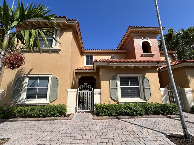 property at 2279 Anchor Ct