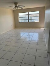 8420 SW 154th Cir Ct, Unit 532 in Miami, FL - Foto de edificio - Building Photo