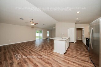 807 SW California Blvd in Port St. Lucie, FL - Foto de edificio - Building Photo