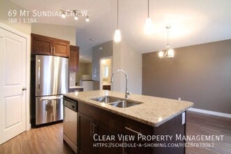 69 Mount Sundial Ct W in Lethbridge, AB - Building Photo - Building Photo
