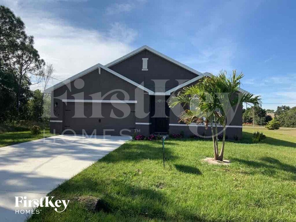 6938 NW Daffodil Ln, Unit B-402 in Port St. Lucie, FL - Building Photo
