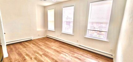 211 48th St, Unit B3 in Union City, NJ - Building Photo - Building Photo