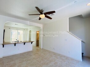 3628 Elevations Way in Clovis, CA - Building Photo - Building Photo