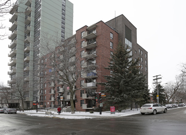 Habitations Monkland in Montréal, QC - Building Photo - Primary Photo