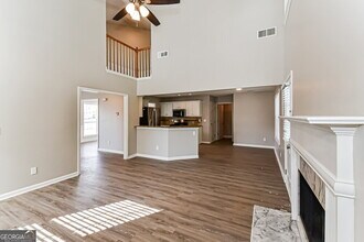 7855 Clearview Cir in Riverdale, GA - Building Photo - Building Photo
