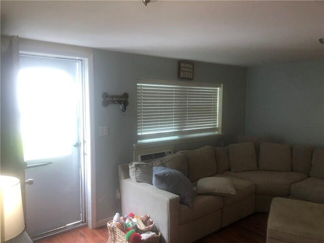 27 N Rte 303 in Congers, NY - Building Photo - Building Photo