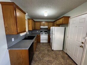 7812 Ave U - A Ave in Lubbock, TX - Building Photo - Building Photo