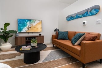 Copal in Bellevue, WA - Foto de edificio - Building Photo