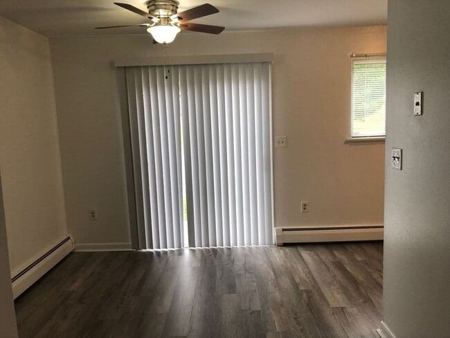 3 Nanni Dr in Winchester, CT - Building Photo - Building Photo