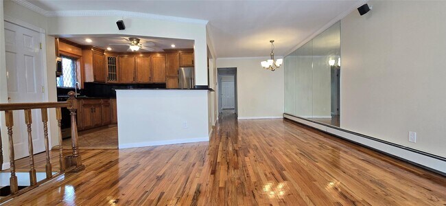 253-30-253149 149th Rd in Queens, NY - Building Photo - Building Photo