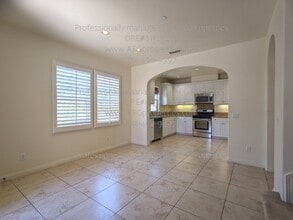754 E Valencia St in Anaheim, CA - Building Photo - Building Photo
