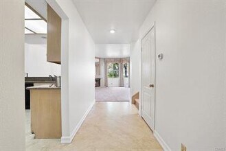 24189 Harbor Ridge Ln in Lake Forest, CA - Building Photo - Building Photo