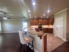 104 Swan Ct in Bastrop, TX - Building Photo - Building Photo