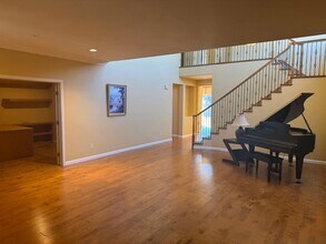 235 Hummingbird Way in American Canyon, CA - Building Photo - Building Photo