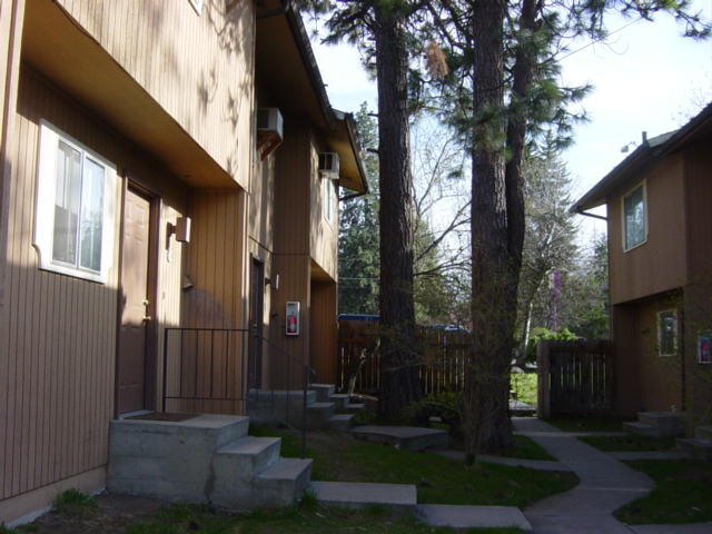 Villa Del Norte Apartments in Spokane, WA - Building Photo - Building Photo