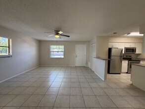 181 Old Englewood Rd in Englewood, FL - Building Photo - Building Photo