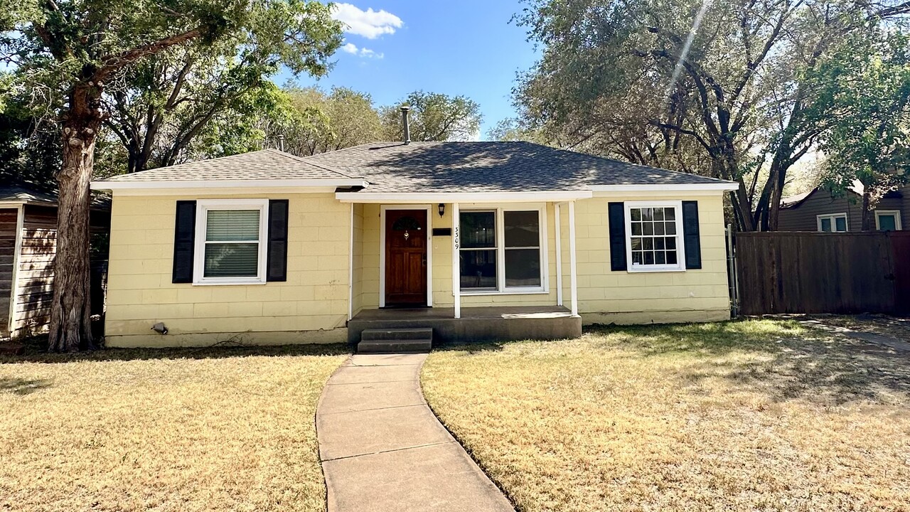 3309 27th St in Lubbock, TX - Building Photo