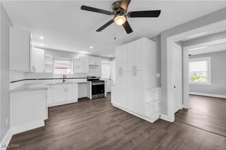 302 Louisiana Ave in Lorain, OH - Building Photo - Building Photo