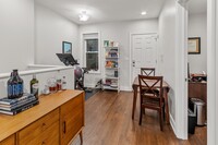 857 N Hermitage Ave, Unit 1R in Chicago, IL - Building Photo - Building Photo