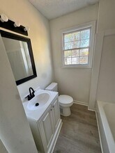 2005 Mott Dr W in Mobile, AL - Building Photo - Building Photo