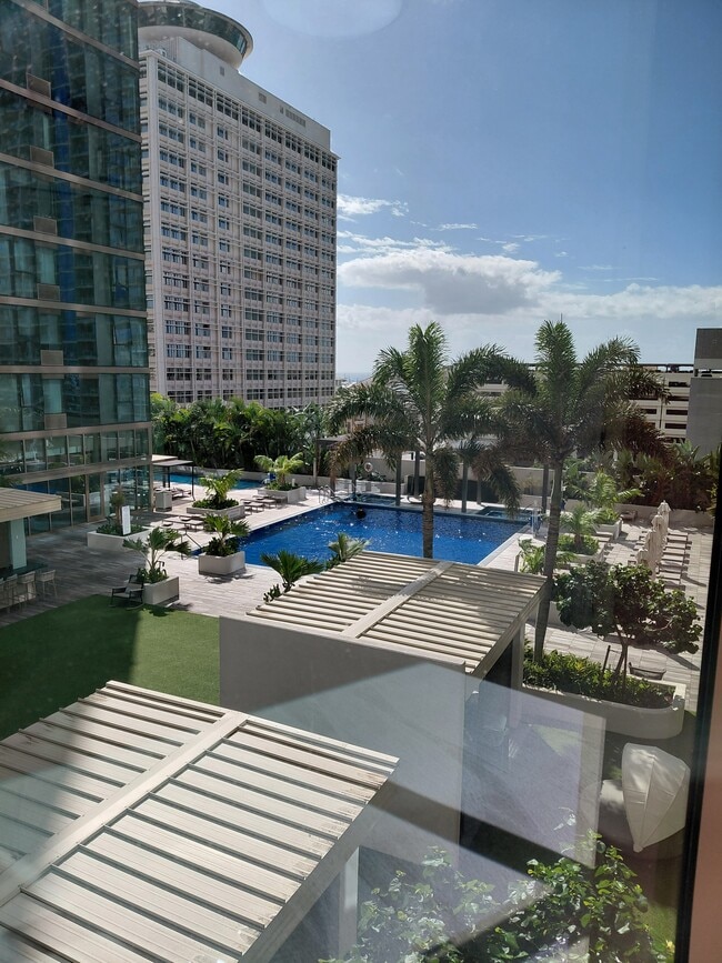 property at 1388 Kapiolani Blvd