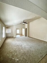 5519 Casa Calvet Dr in Katy, TX - Foto de edificio - Building Photo
