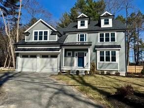 601 Salem End Rd in Framingham, MA - Foto de edificio - Building Photo